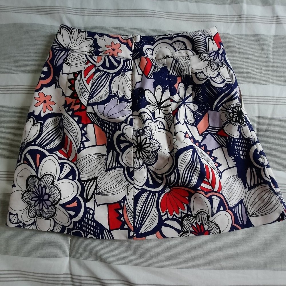 EXPRESS FLORAL FLOWER PRINT SKIRT WOMENS SIZE 2